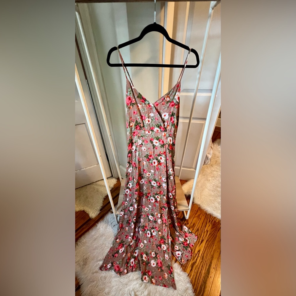 Lulu's Floral Maxi Dress in Dusty Rose and Green - Picture 2 of 4